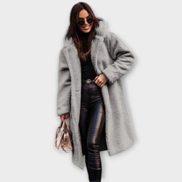 Jennifer – Warm and cozy wool coat